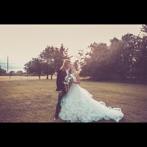 Buy my clothes pls 🍦